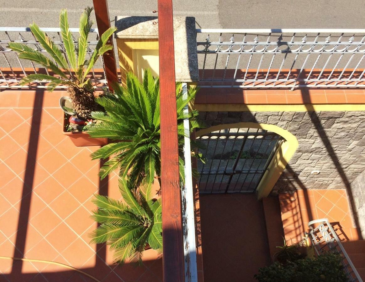 Tyrrhenian Sea Apartment Torre Faro Exterior foto